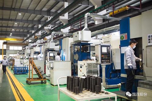 國茂股份 熔噴布料機領域的隱形冠軍與多元業(yè)務協(xié)同發(fā)展